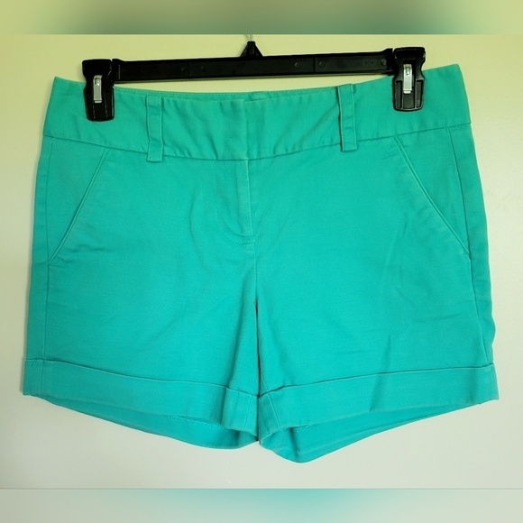 Vince Camuto Women's Turquoise Blue Cuffed Hem Chino Shorts Size 6 - Picture 1 of 6